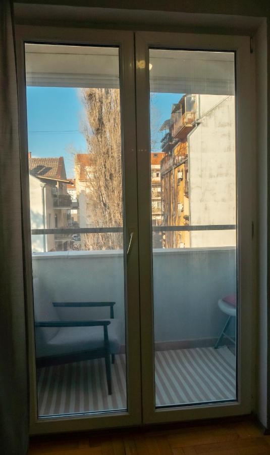 Central Fenix Apartment - Free Private Parking-Fast Wi-Fi Novi Sad Exteriör bild